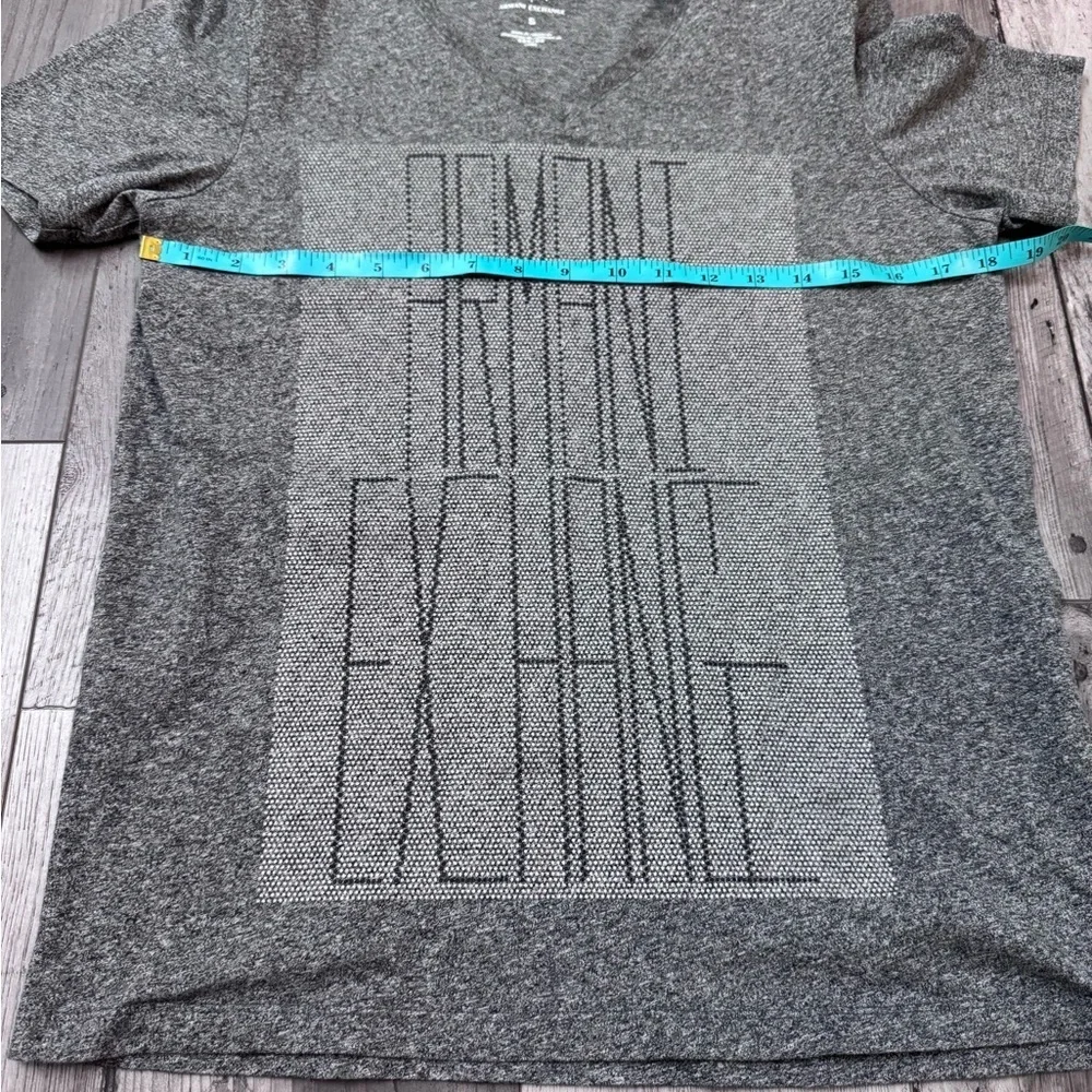 Armani Exchange A|X Men's V-Neck Gray Tee Fitted T-Shirt Small